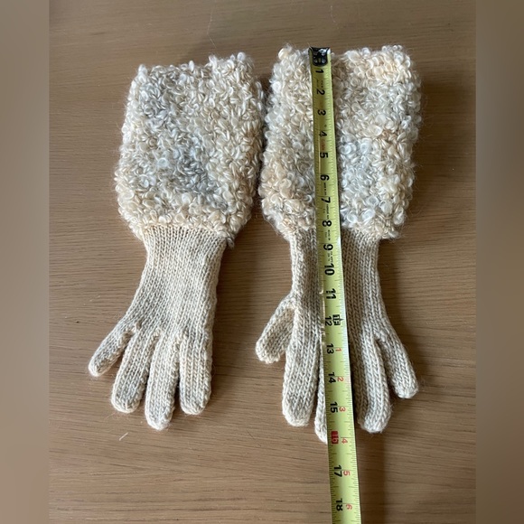 RARE! VINTAGE CURLY LAMB WOOL GLOVES - Picture 15 of 15